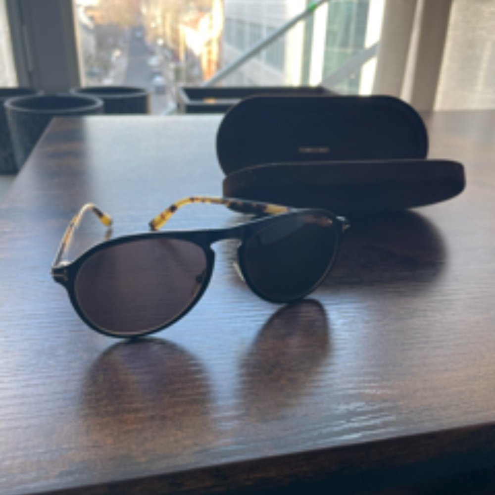 Tom Ford Aviator Style Sunglasses
